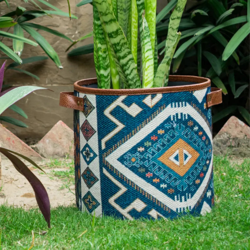 Mona B - TaruVastra Planter Oversized