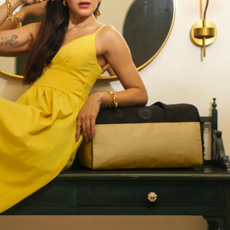 Voyager Duffel for Men and Women: Mustard