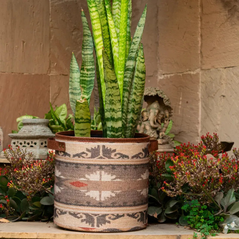 Mona B - Planterior Planter Oversized