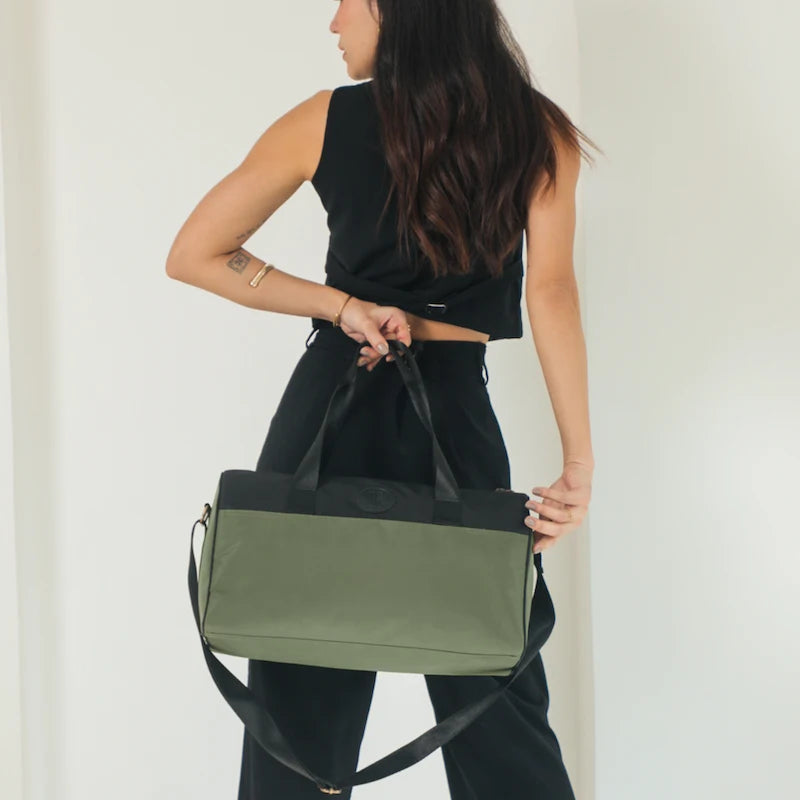 Voyager Duffel for Men and Women: Moss Green
