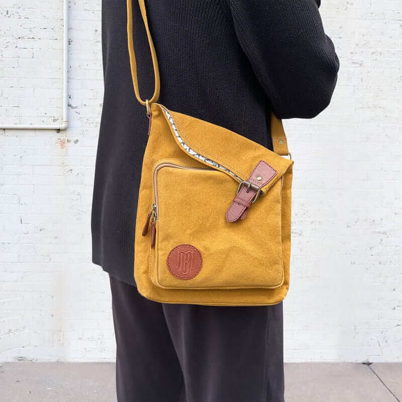 Mona B - Unisex Canvas Messenger Crossbody Bag: City Slicker