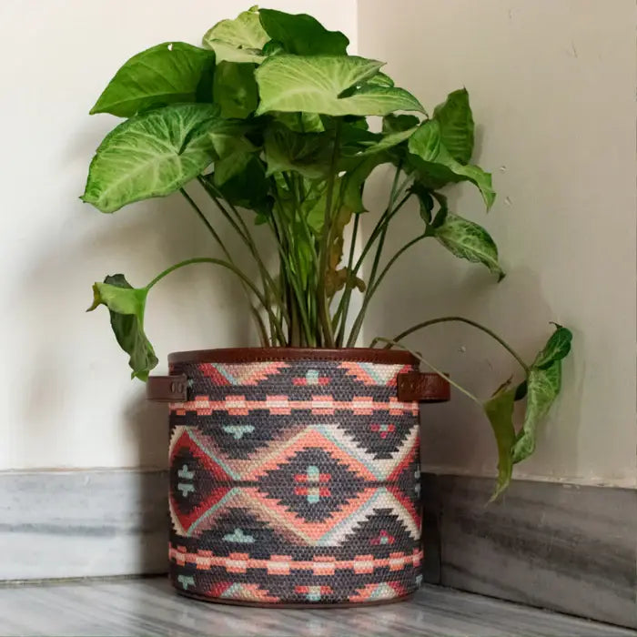 Mona B - Vanaja Planter Medium